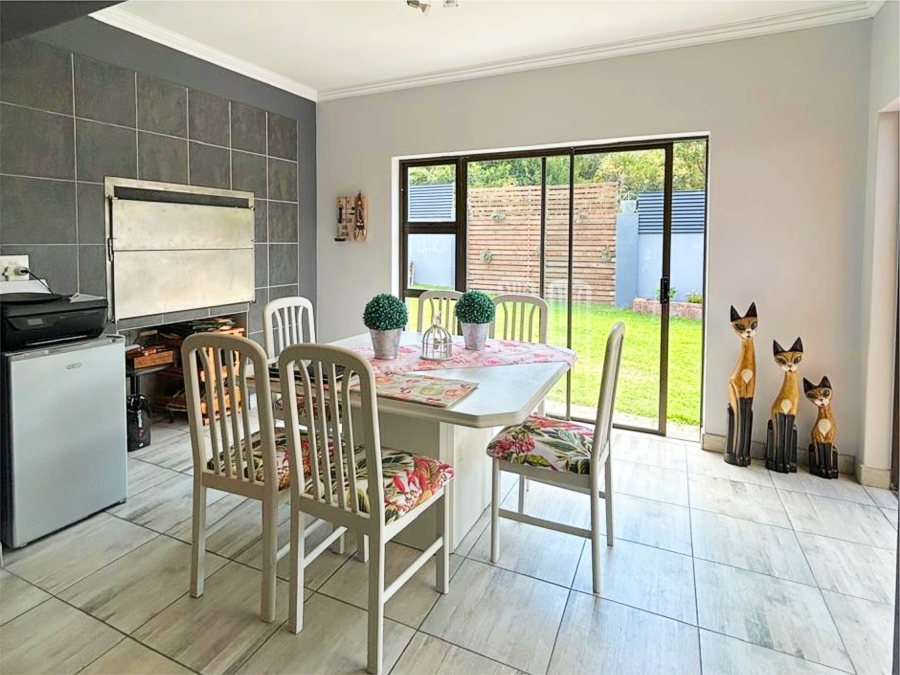 3 Bedroom Property for Sale in Groenvallei Western Cape